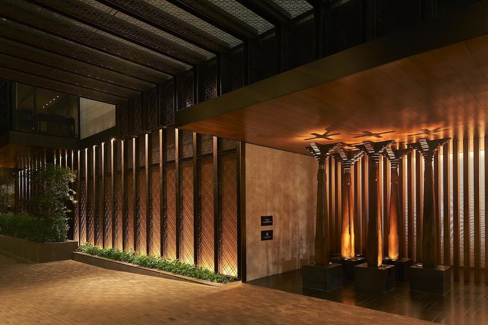 The Ruma Hotel And Residences Kuala Lumpur Exterior foto The entrance of the hotel